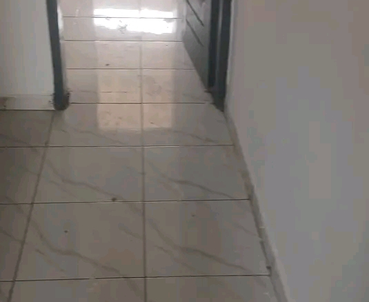 2 pièces Yopougon Toit Rouge