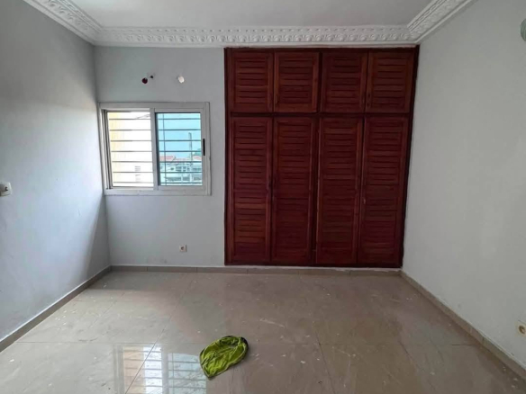 APPARTEMENT DE 3 PIÈCES BON STANDING DISPONIBLE À LA RIVIERA FAYA SECTEUR AB CEN