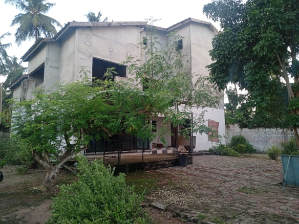 VILLA DUPLEX 6 PIECES INACHEVÉE EN VENTE À BINGERVILLE AVEC VUE LAGUNAIRE/ ACD